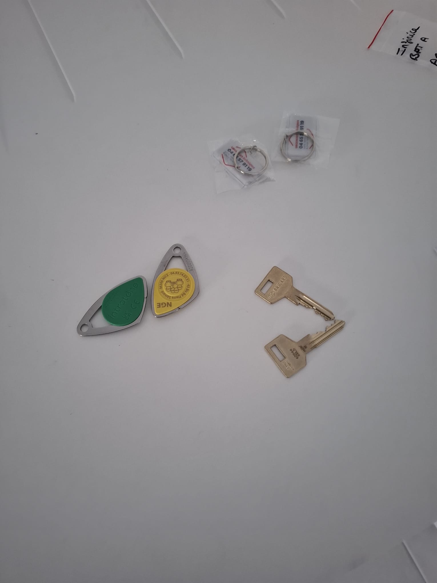 Débarras réalisé par Farah Débarras