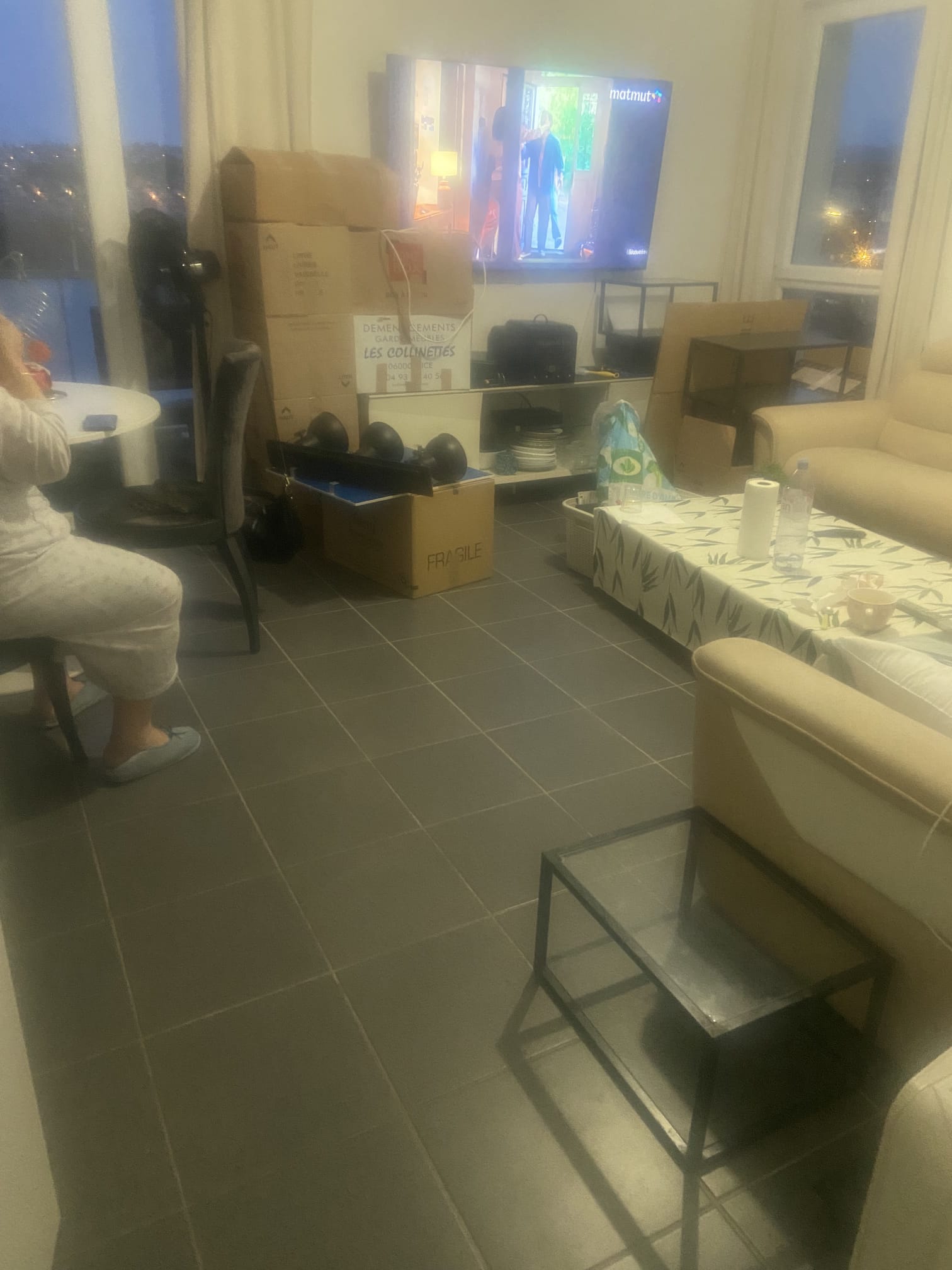 Débarras réalisé par Farah Débarras