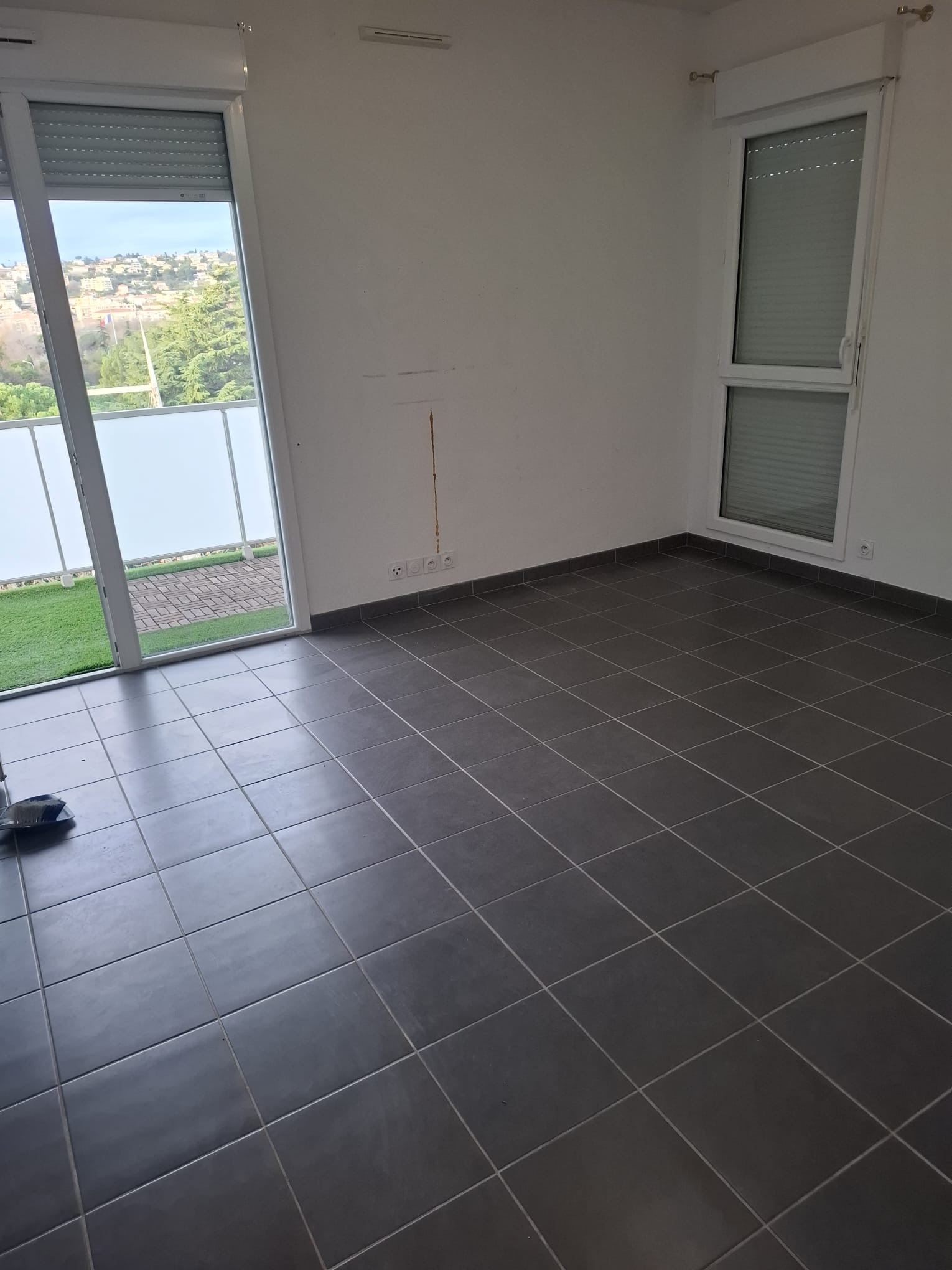 Débarras réalisé par Farah Débarras