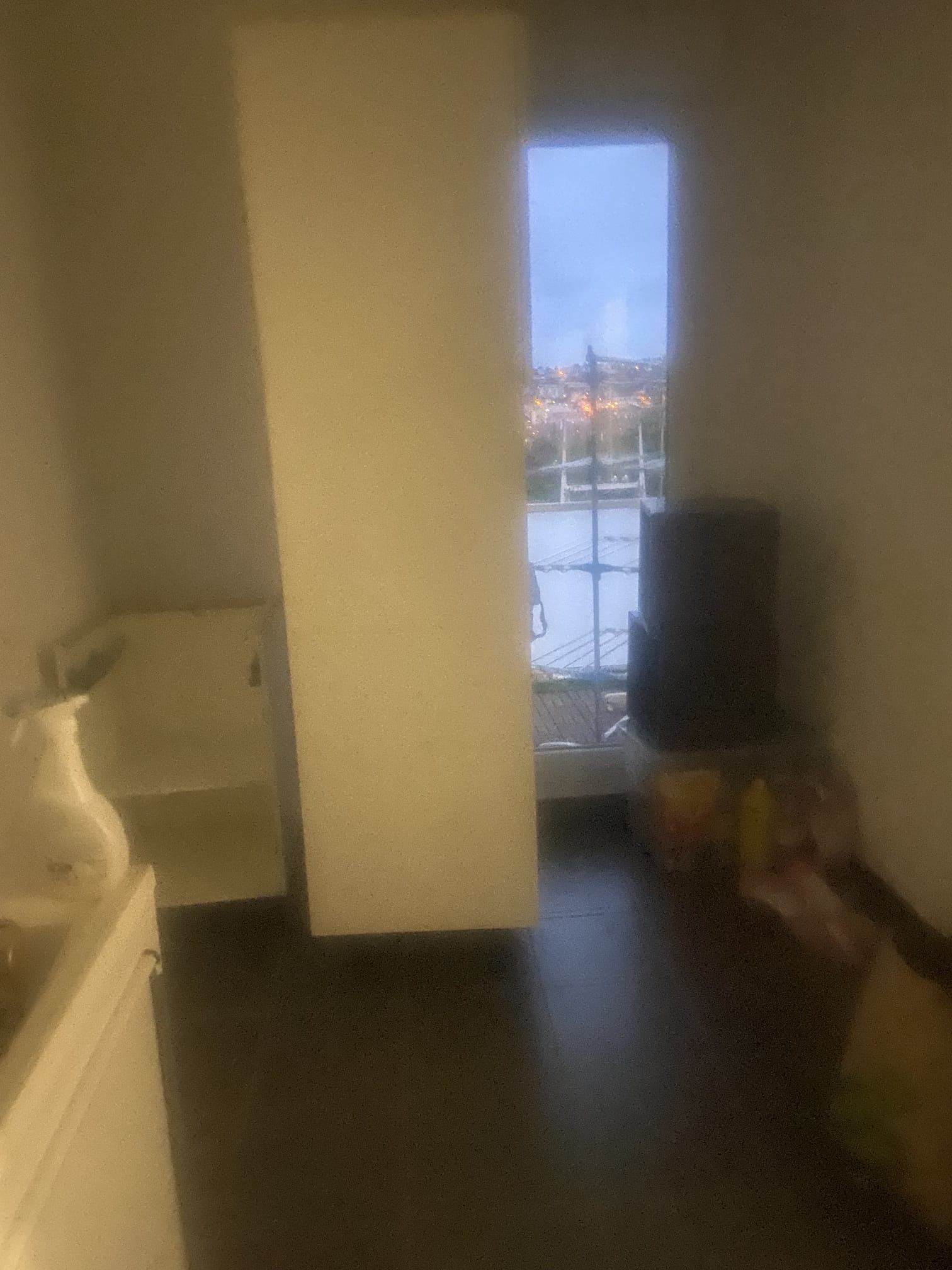 Débarras réalisé par Farah Débarras