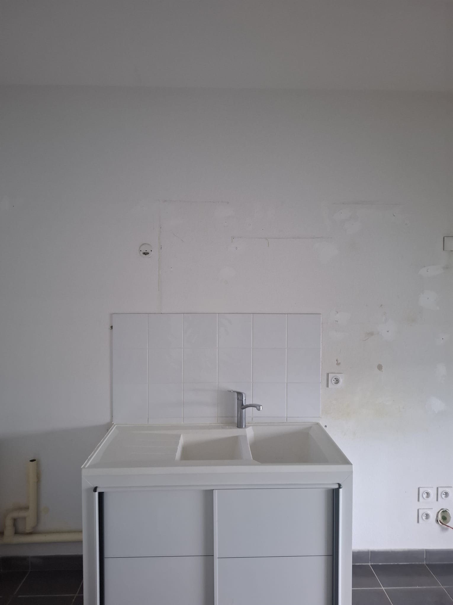 Débarras réalisé par Farah Débarras