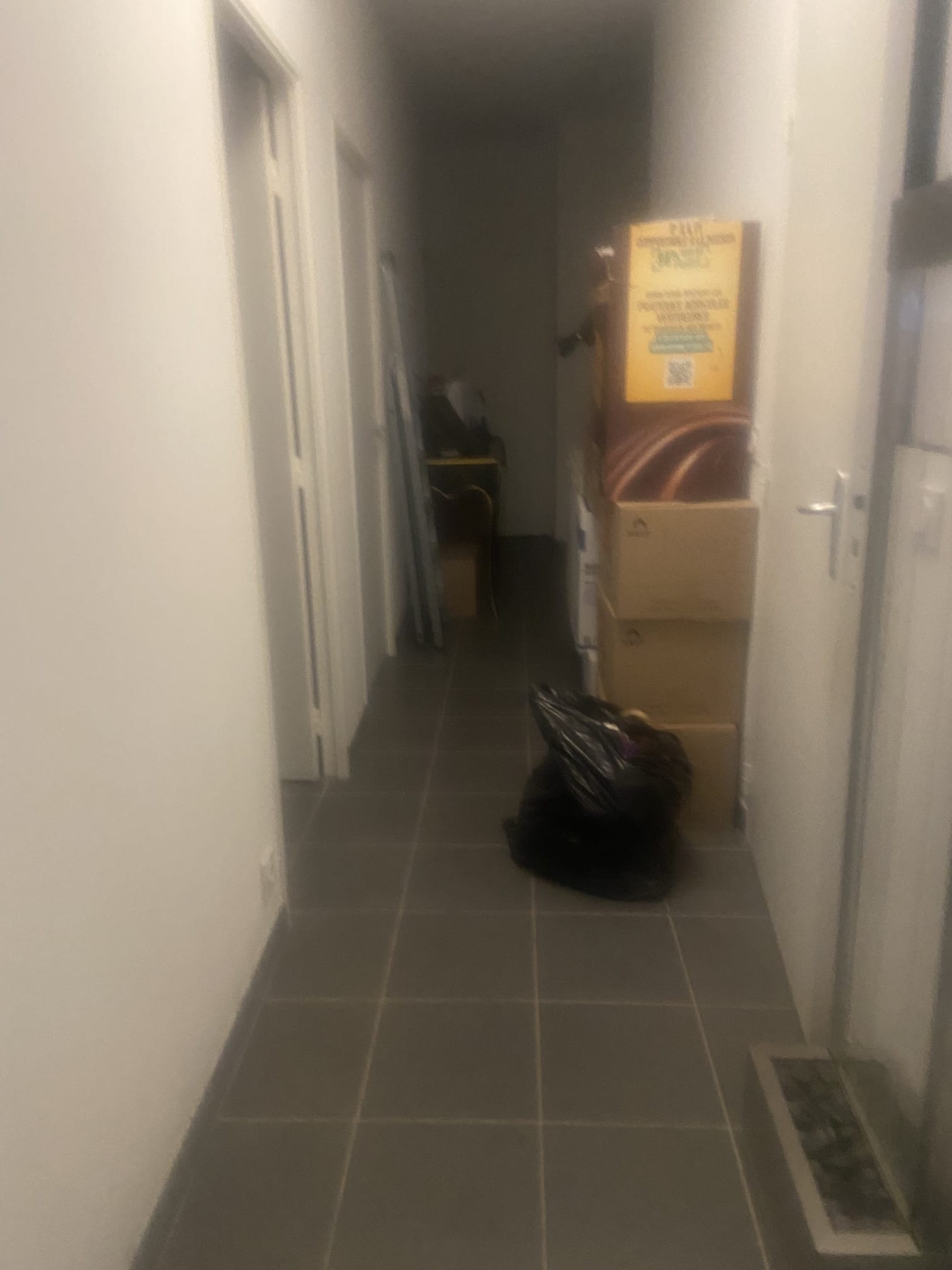 Débarras réalisé par Farah Débarras