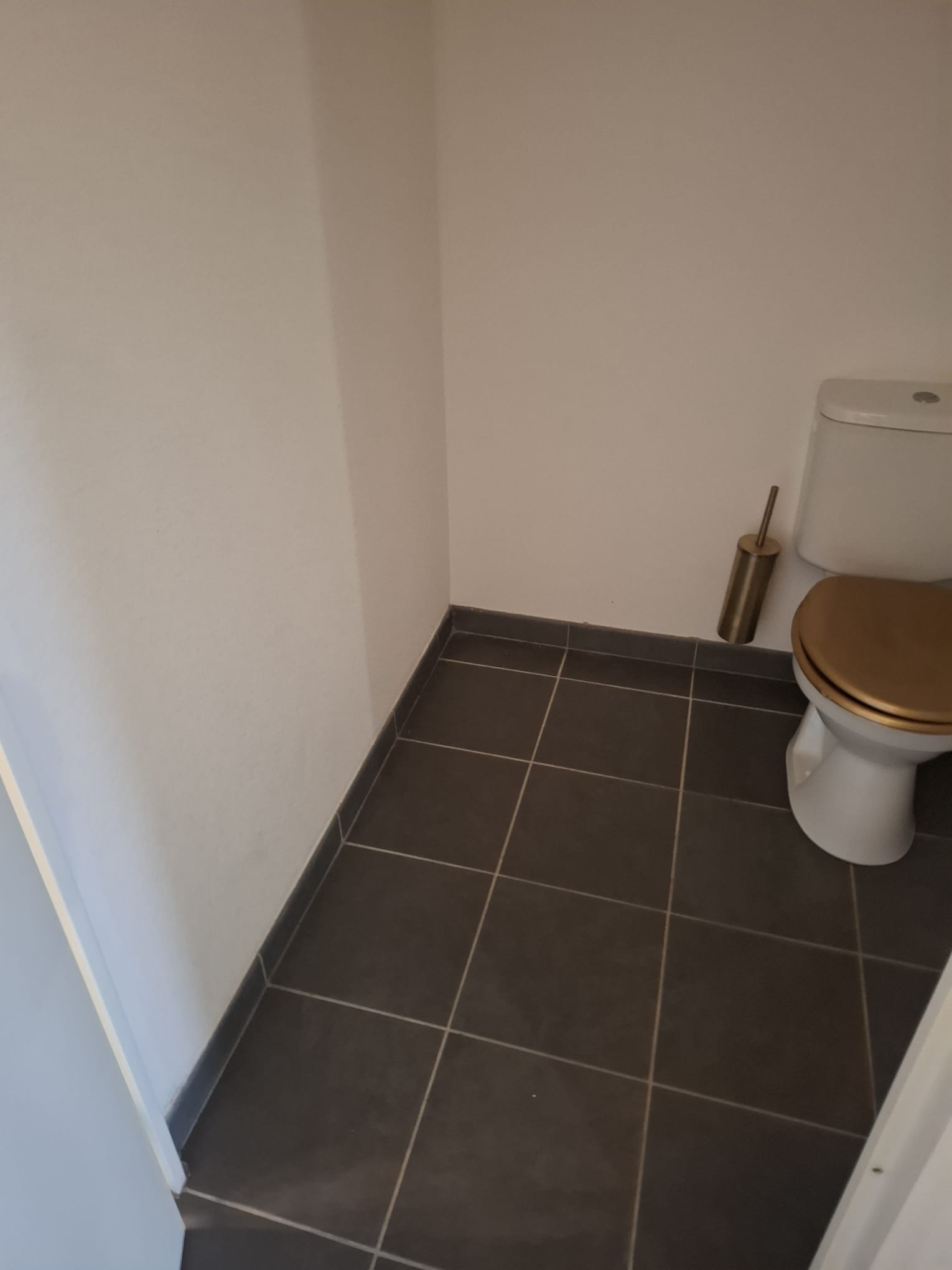 Débarras réalisé par Farah Débarras